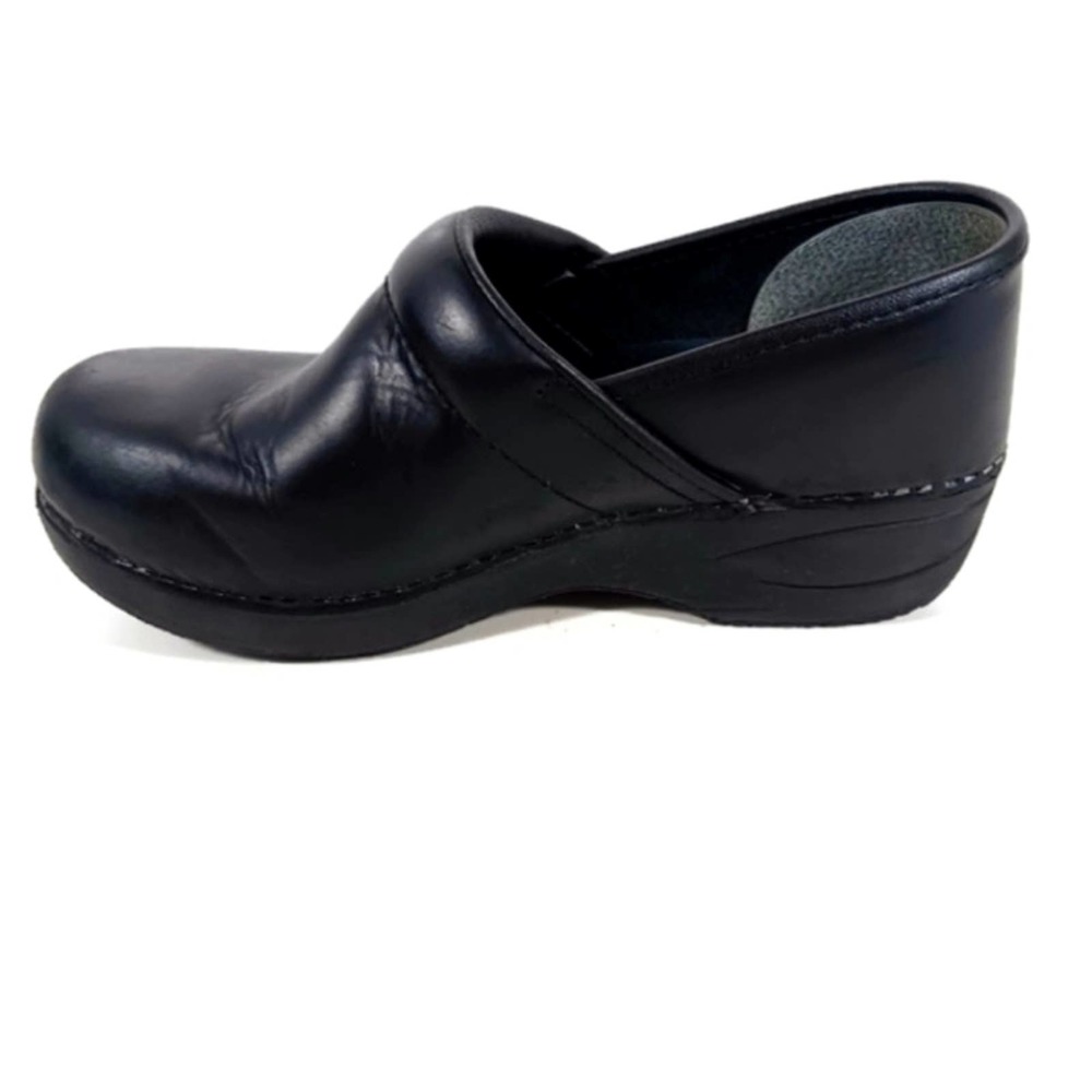 S850 EUC $150 Dansko Professional XP 2.0 size 37